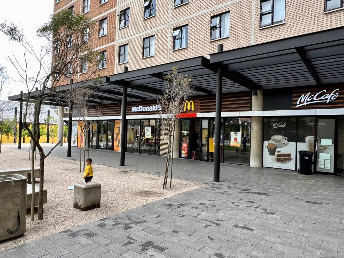 City Living Apartment 119 - Washer, 4K Tv, Fast Wifi, & Sunny Balcony Johannesburg Exterior photo